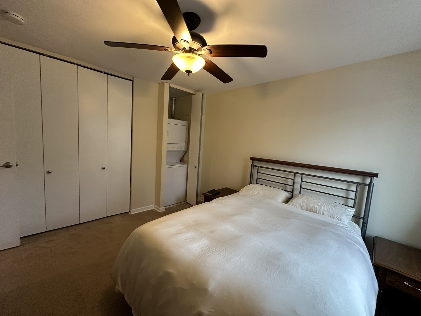 5821 Oakwood Drive #F, Lisle, IL 60532