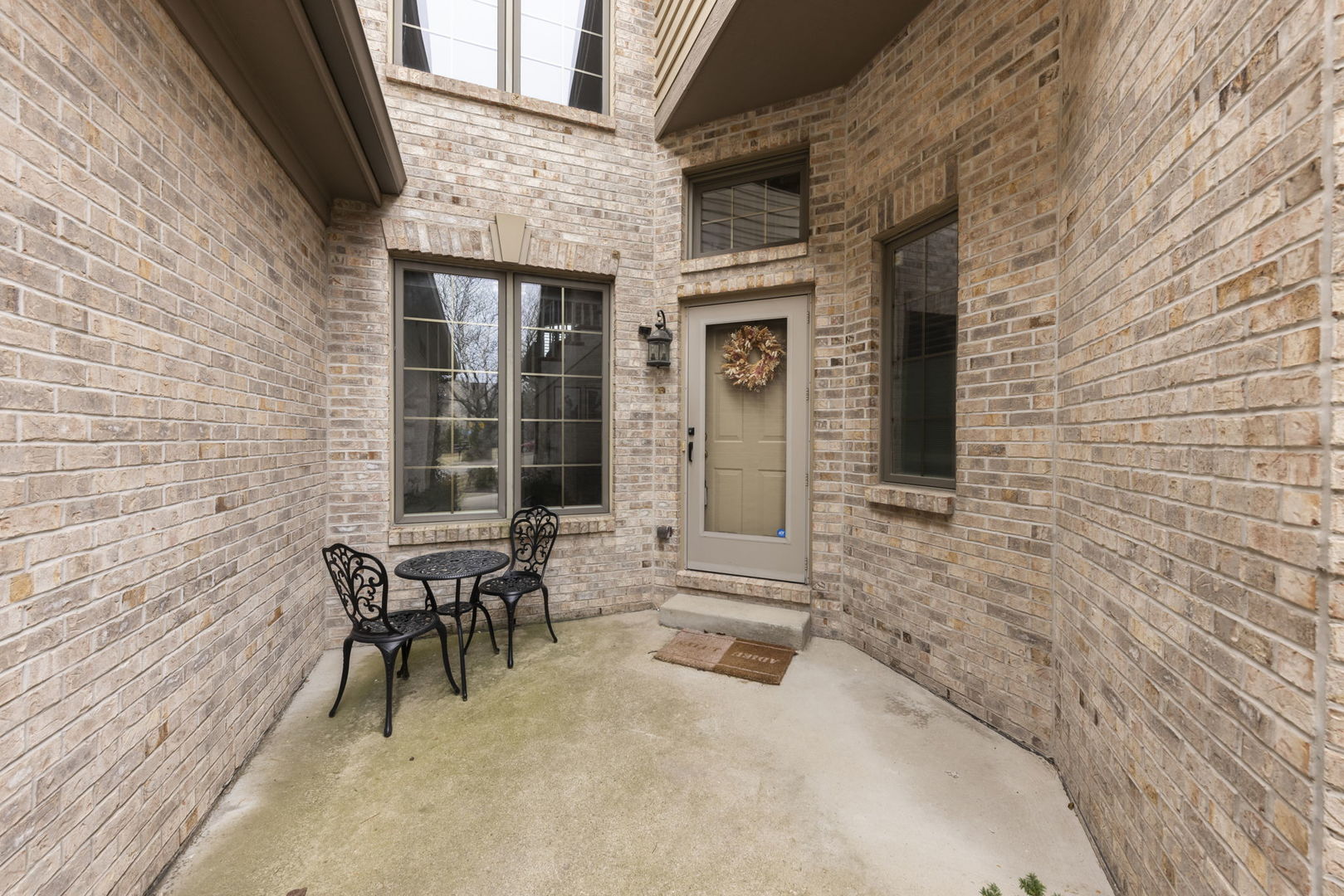 26W172 Klein Creek Drive, Winfield, IL 60190