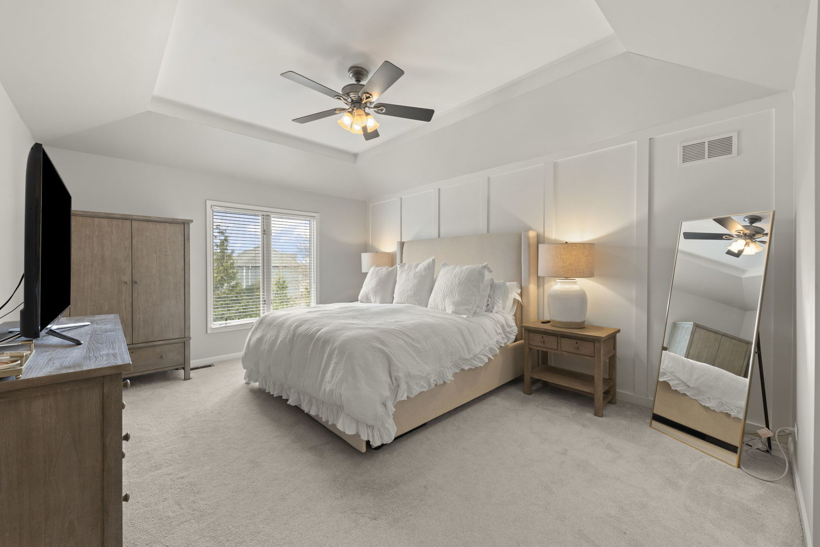 26W172 Klein Creek Drive, Winfield, IL 60190