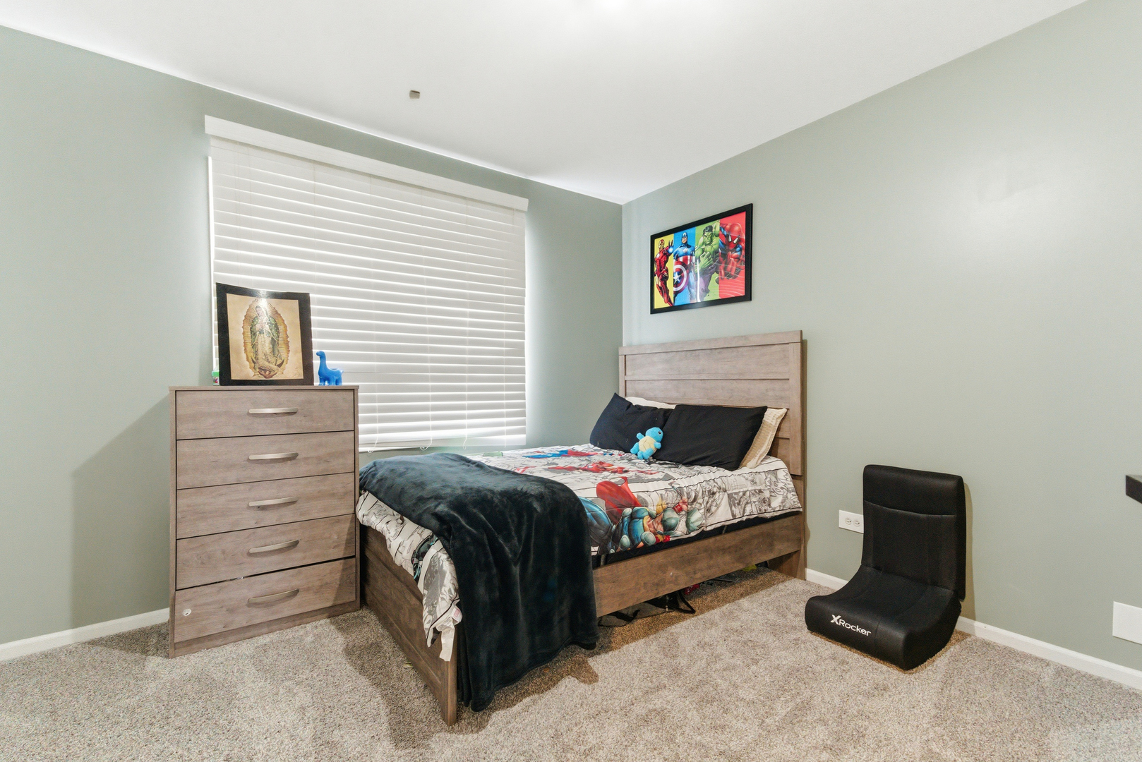 2001 Madison Avenue, Gurnee, IL 60031