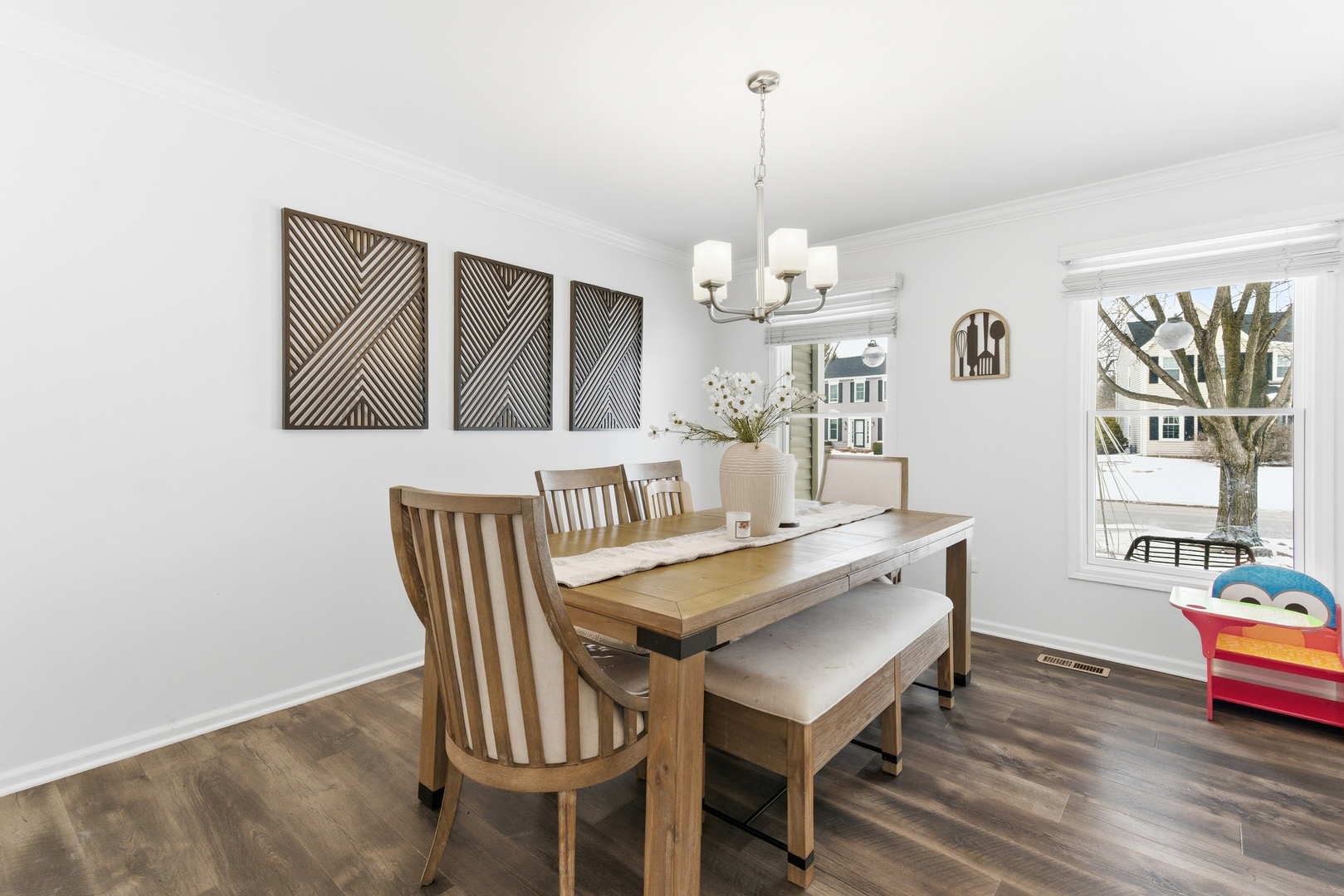 2001 Madison Avenue, Gurnee, IL 60031