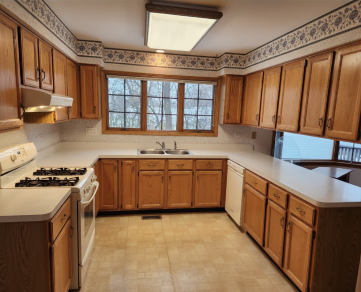 6808 Scotch Pine Trail, Darien, IL 60561