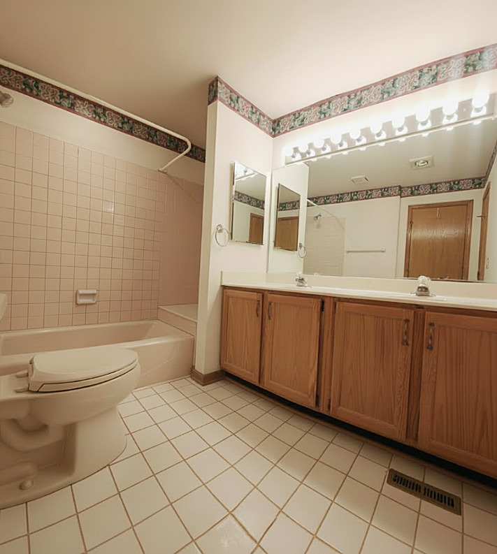 6808 Scotch Pine Trail, Darien, IL 60561