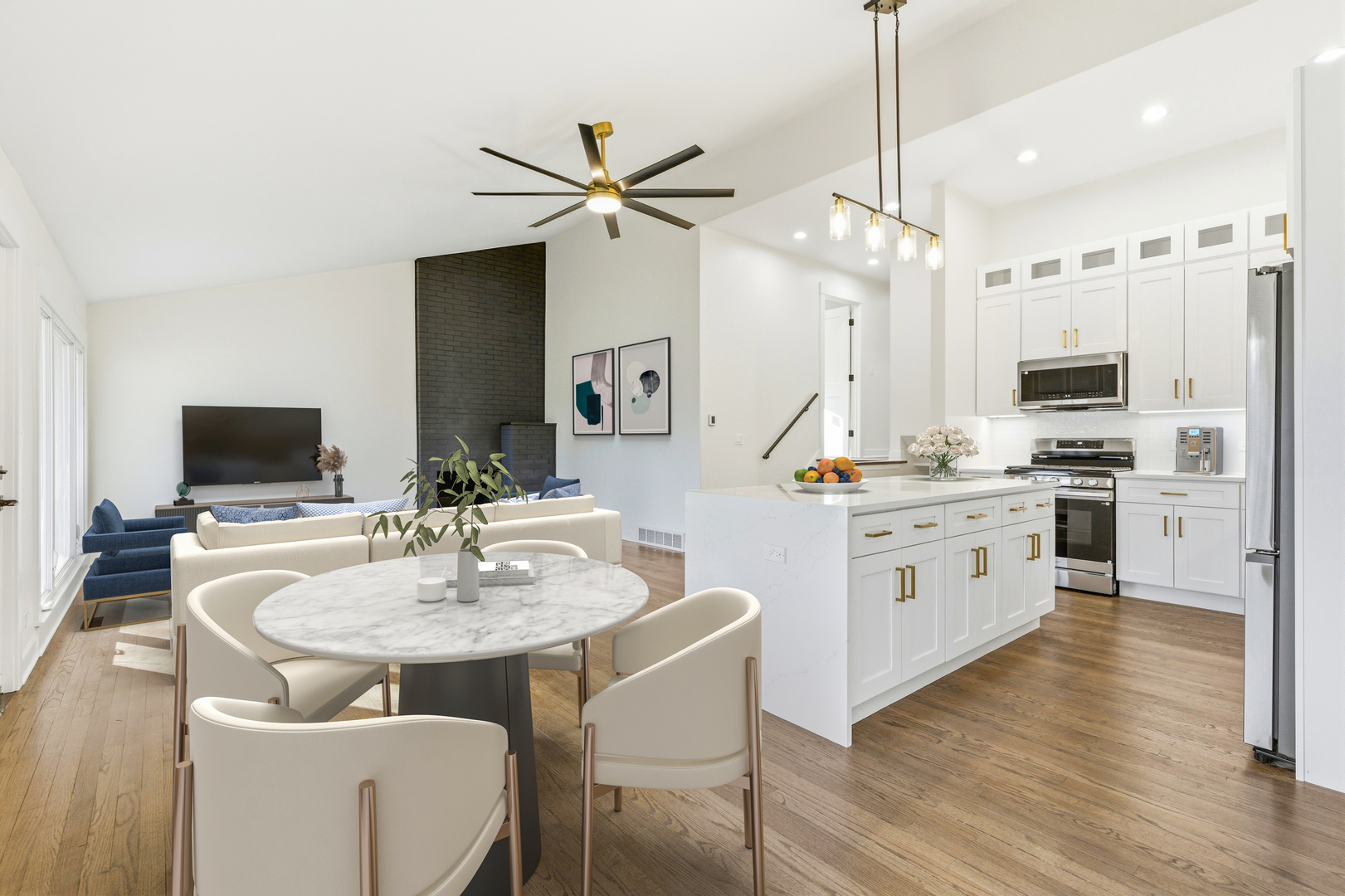 3609 Central Street, Evanston, IL 60201