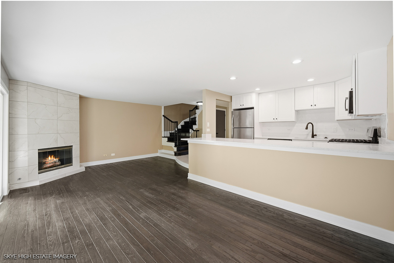 19 Cour Leroux, Palos Hills, IL 60465