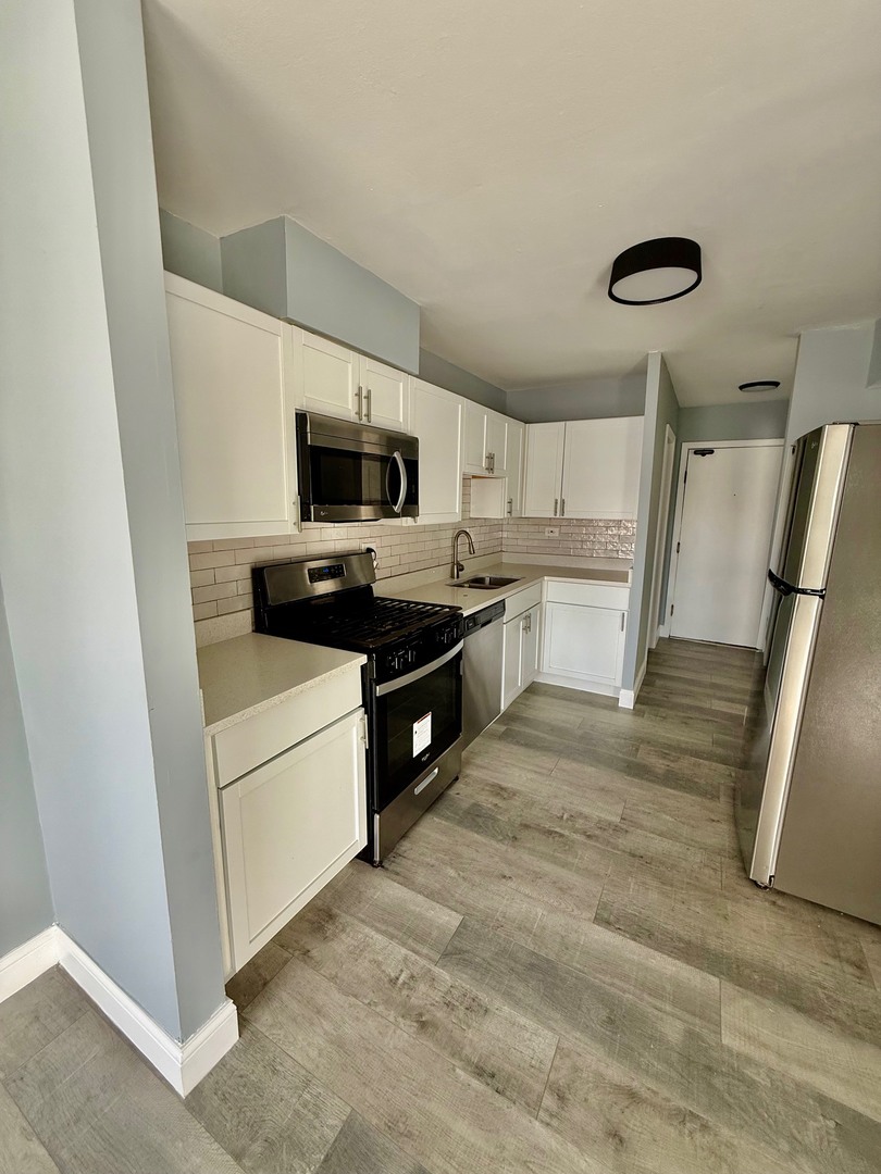 4000 Bayside Drive #110, Palatine, IL 60074