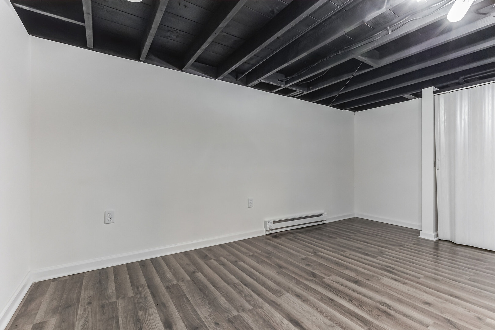 1710 W 4th Street, Dixon, IL 61021