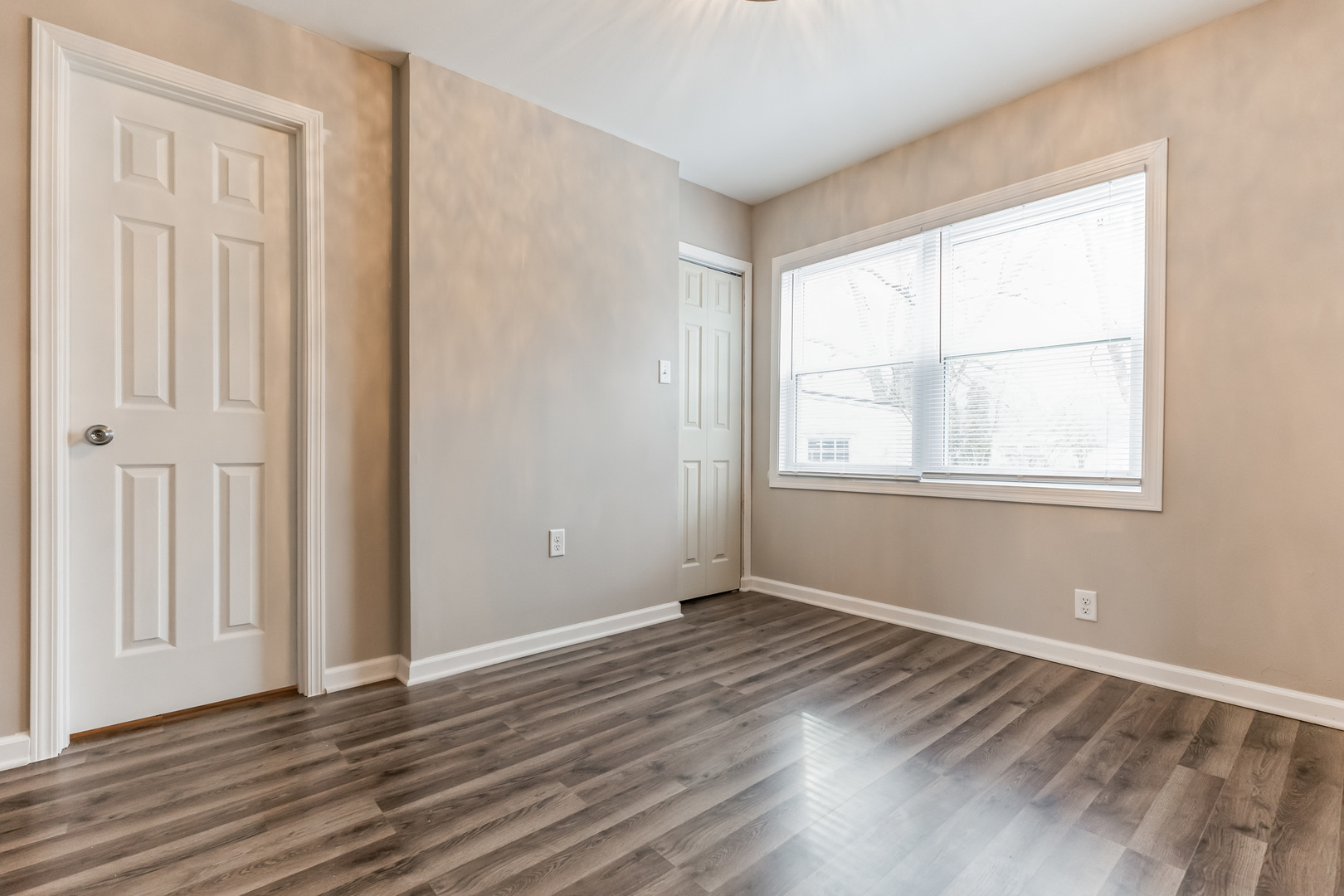 1710 W 4th Street, Dixon, IL 61021