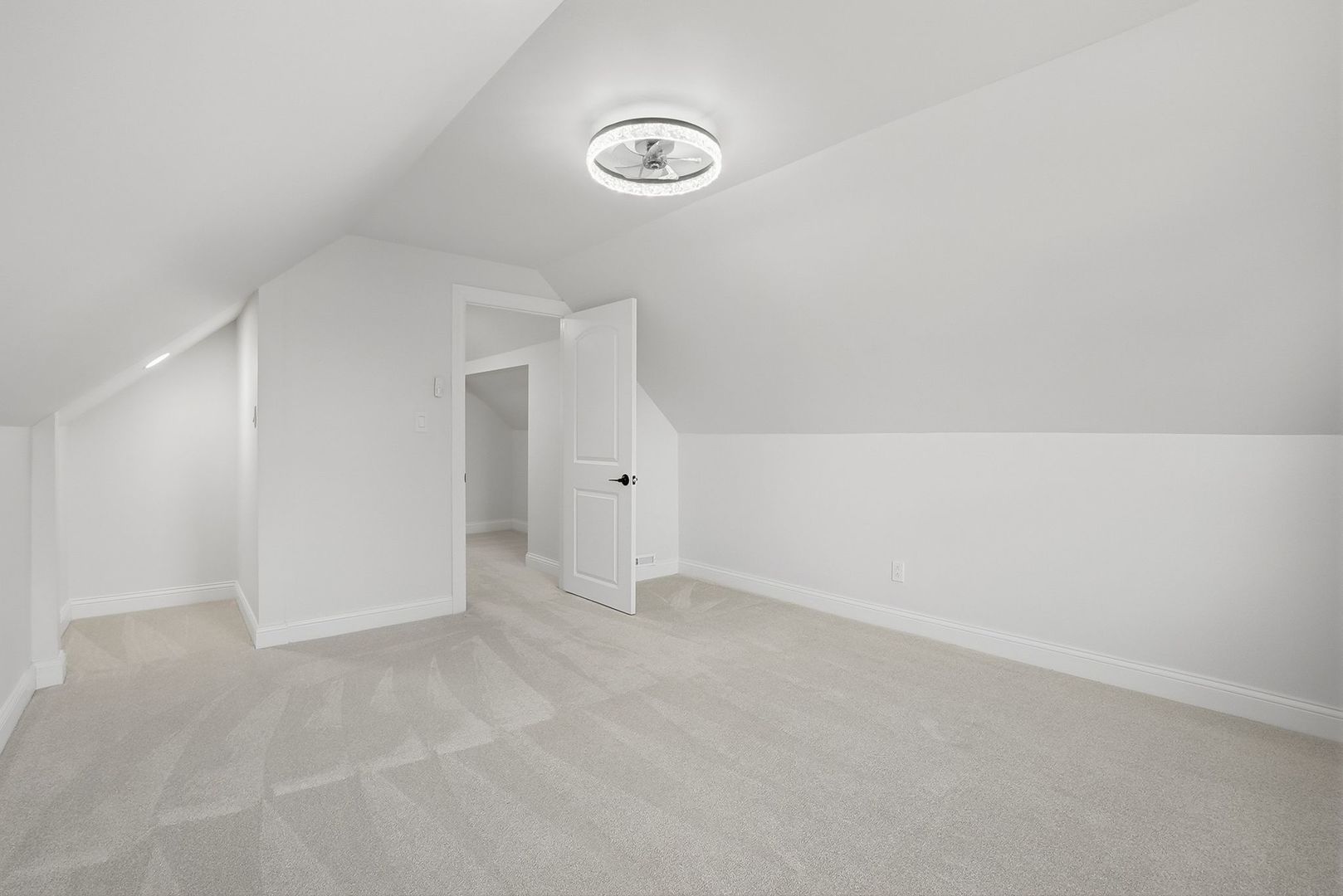 6051 S Normandy Avenue, Chicago, IL 60638