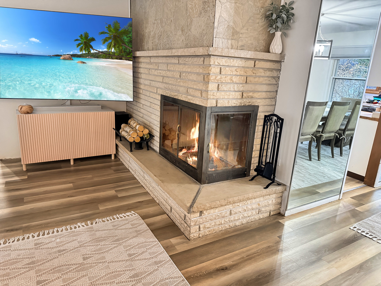 1010 W Atlantic Avenue, Waukegan, IL 60085