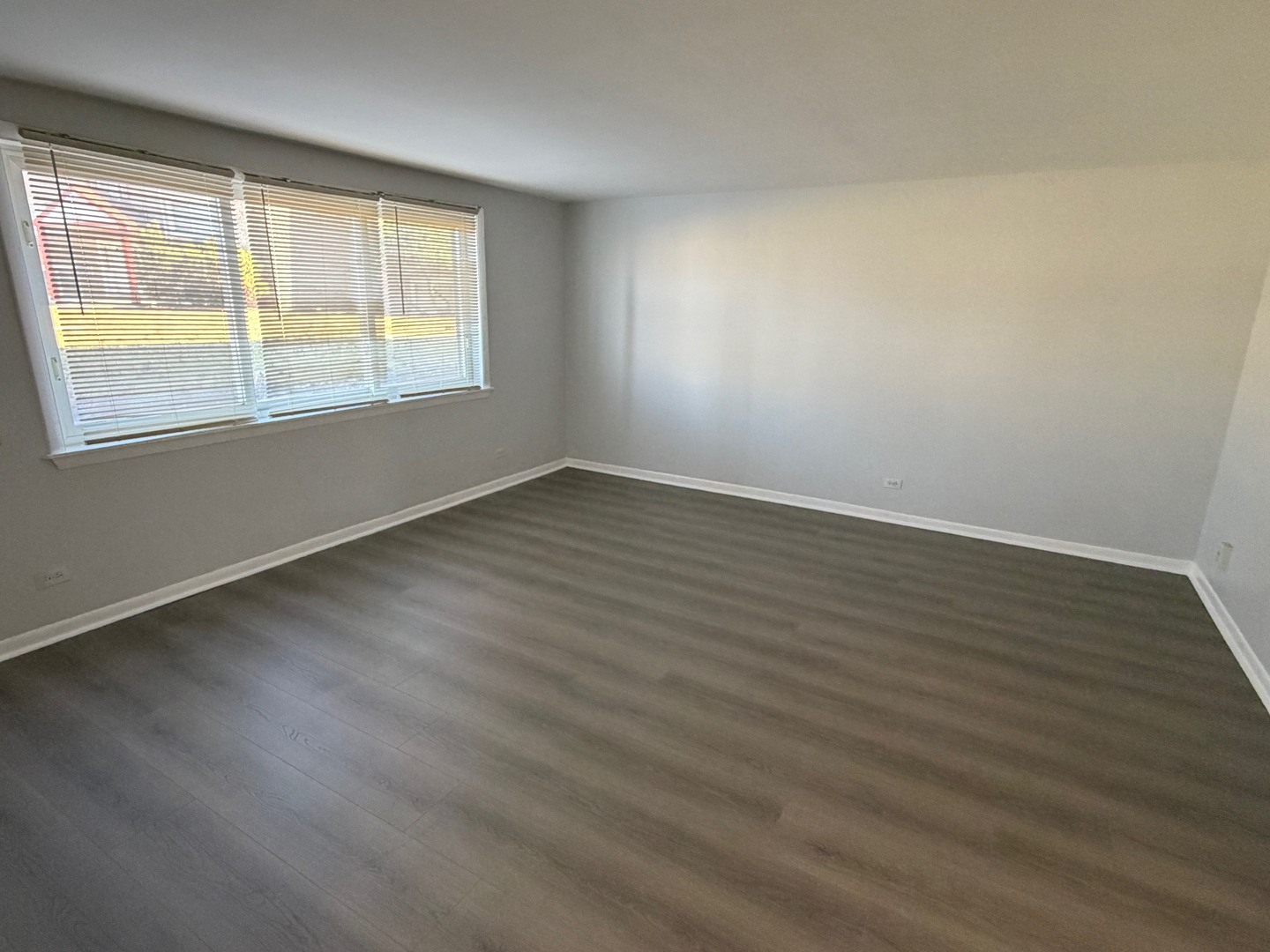 1110 W 18th Street #GE, Broadview, IL 60155