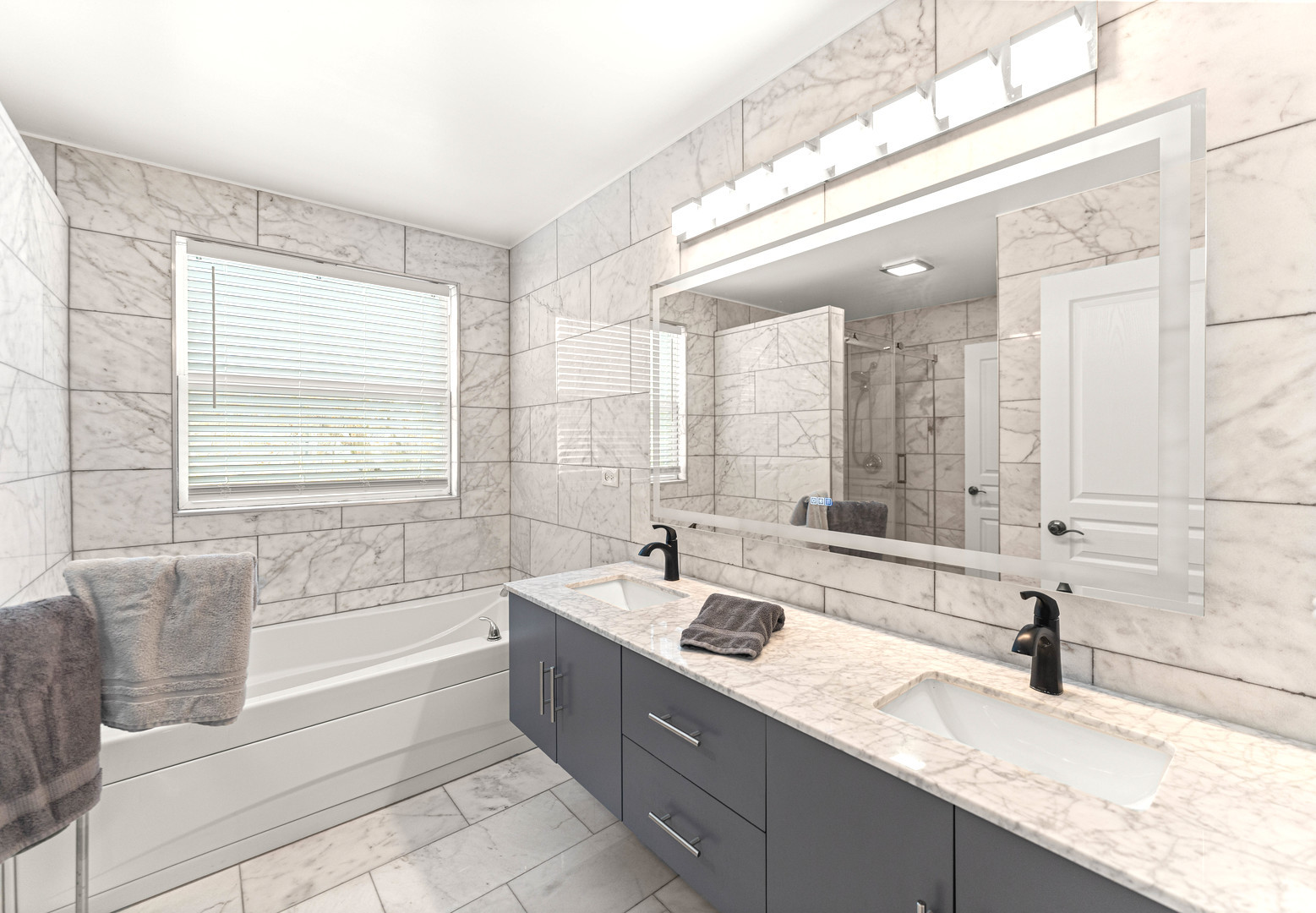 7 Pampas Court, Bolingbrook, IL 60490