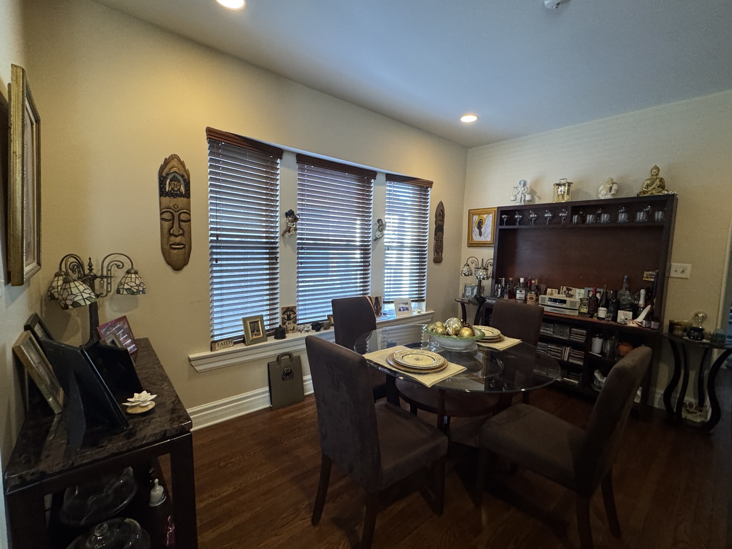 7249 S Calumet Avenue, Chicago, IL 60619