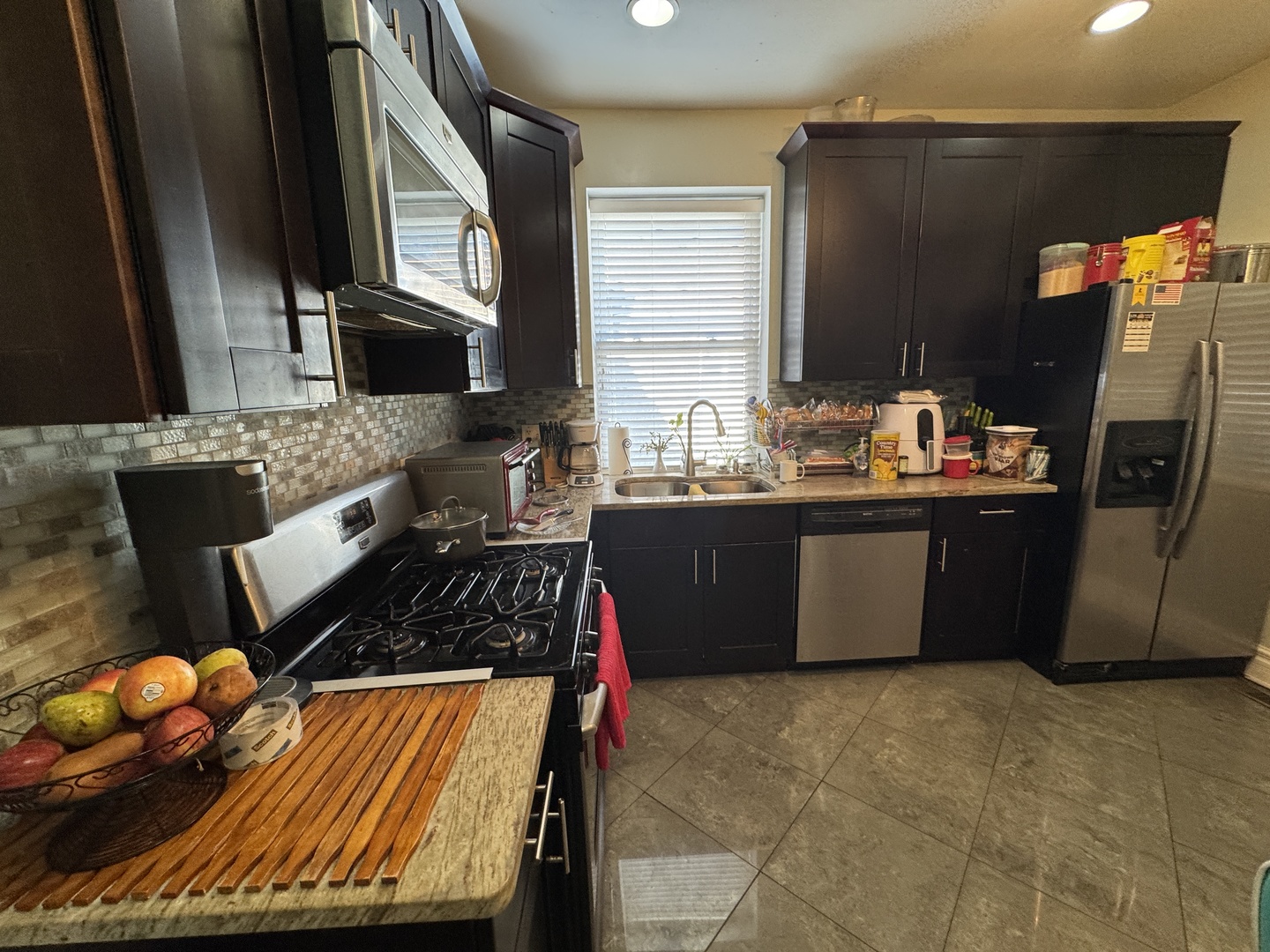 7249 S Calumet Avenue, Chicago, IL 60619