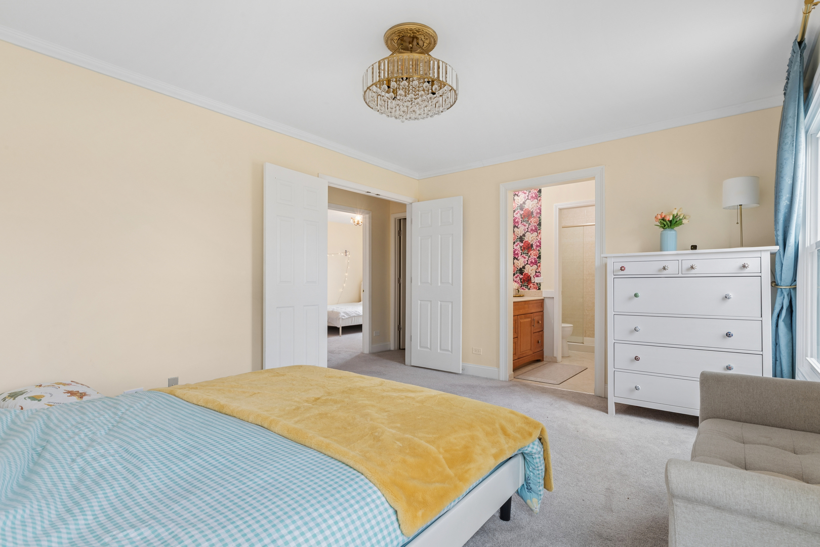 603 Harris Drive, Buffalo Grove, IL 60089