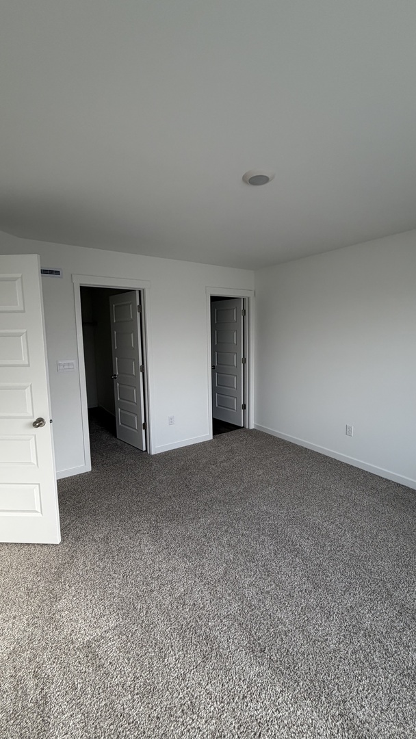 2637 Santa Fe Drive #2637, Pingree Grove, IL 60140