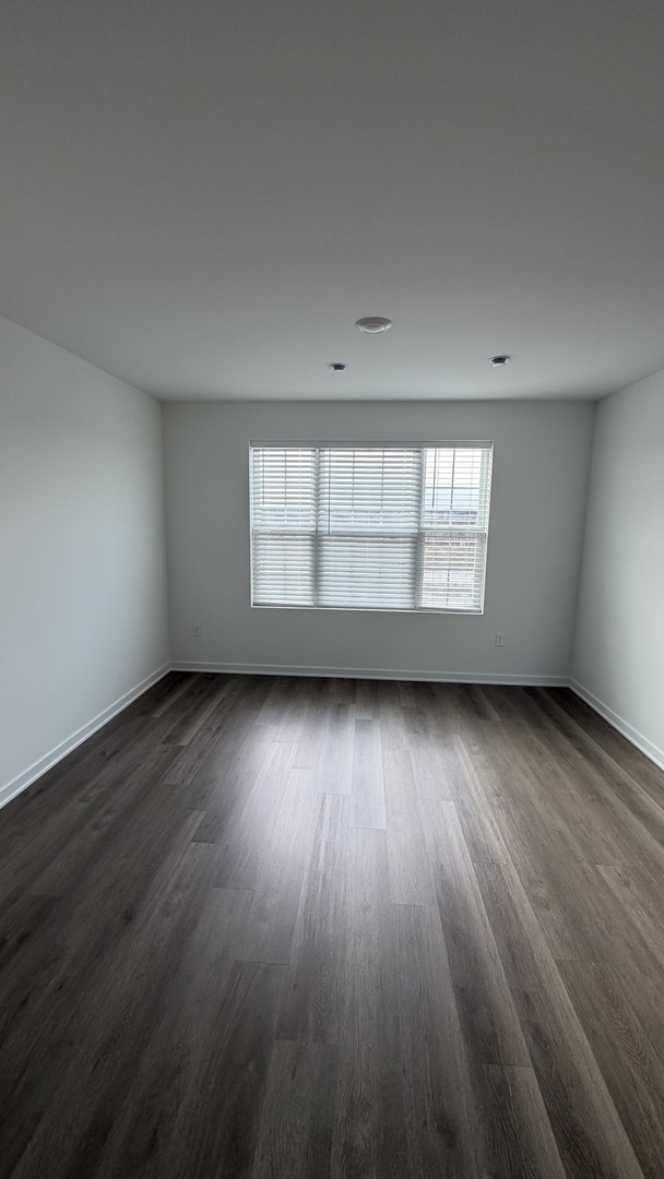 2637 Santa Fe Drive #2637, Pingree Grove, IL 60140