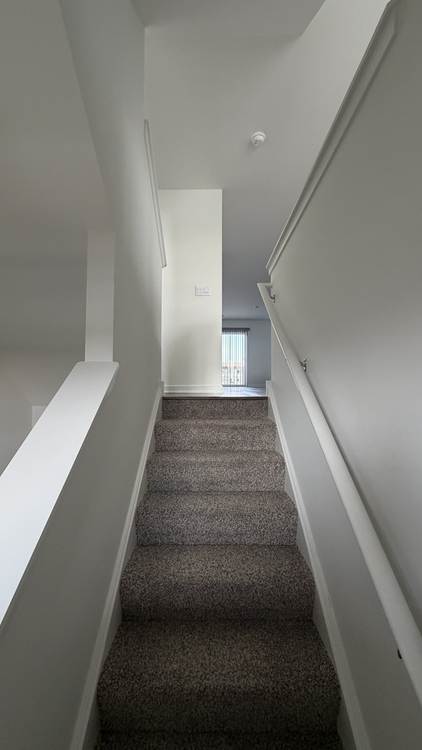 2637 Santa Fe Drive #2637, Pingree Grove, IL 60140