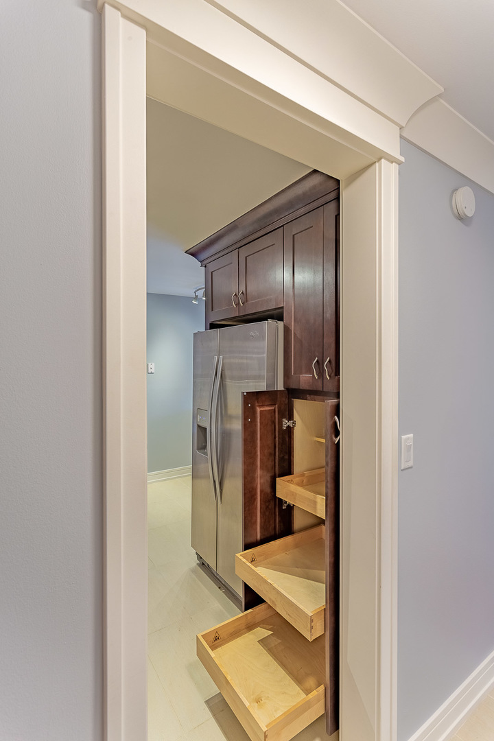 1615 E Central Road #401A, Arlington Heights, IL 60005