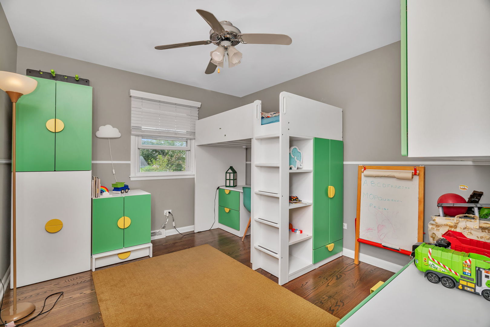 4217 Main Street, Downers Grove, IL 60515