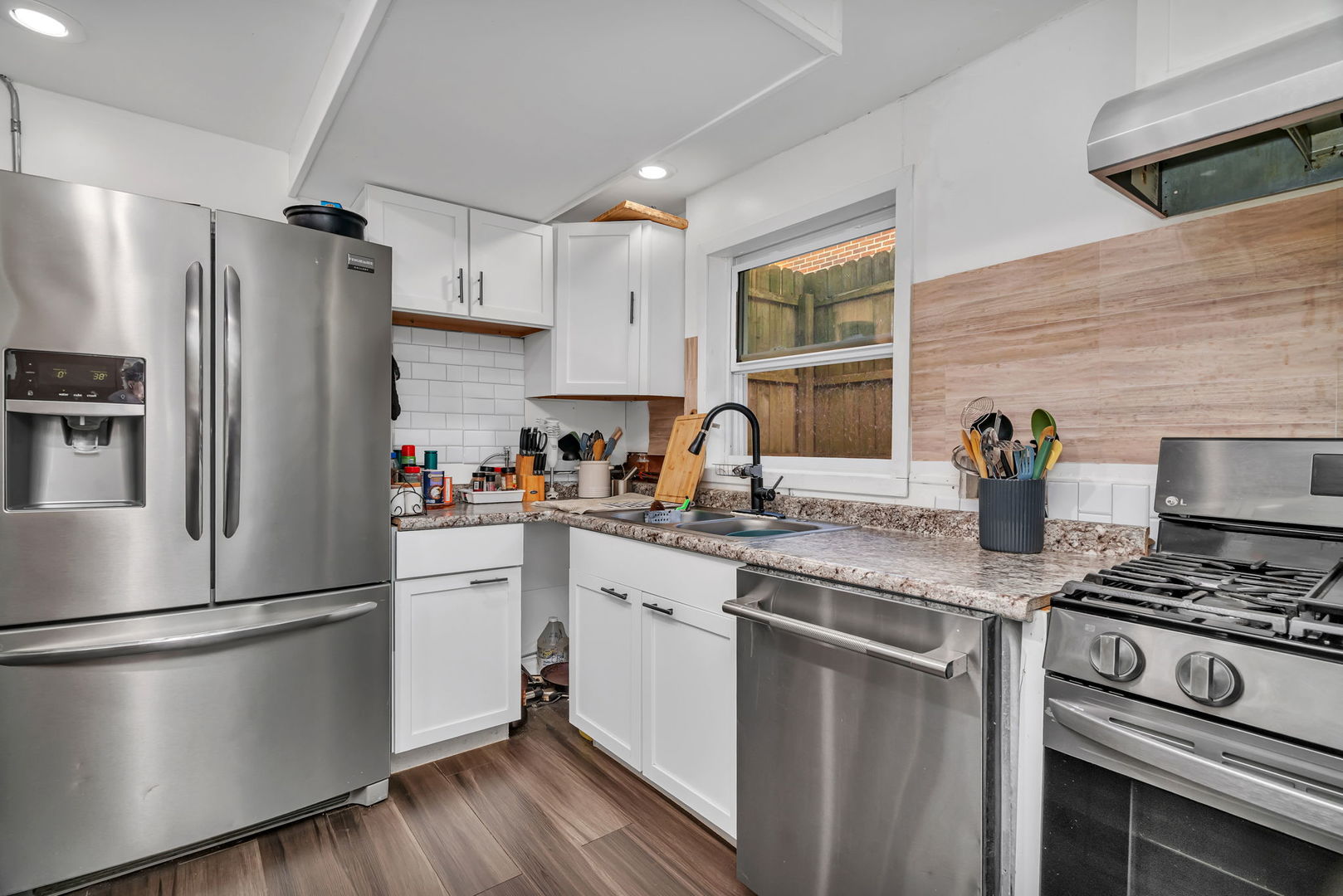 4217 Main Street, Downers Grove, IL 60515