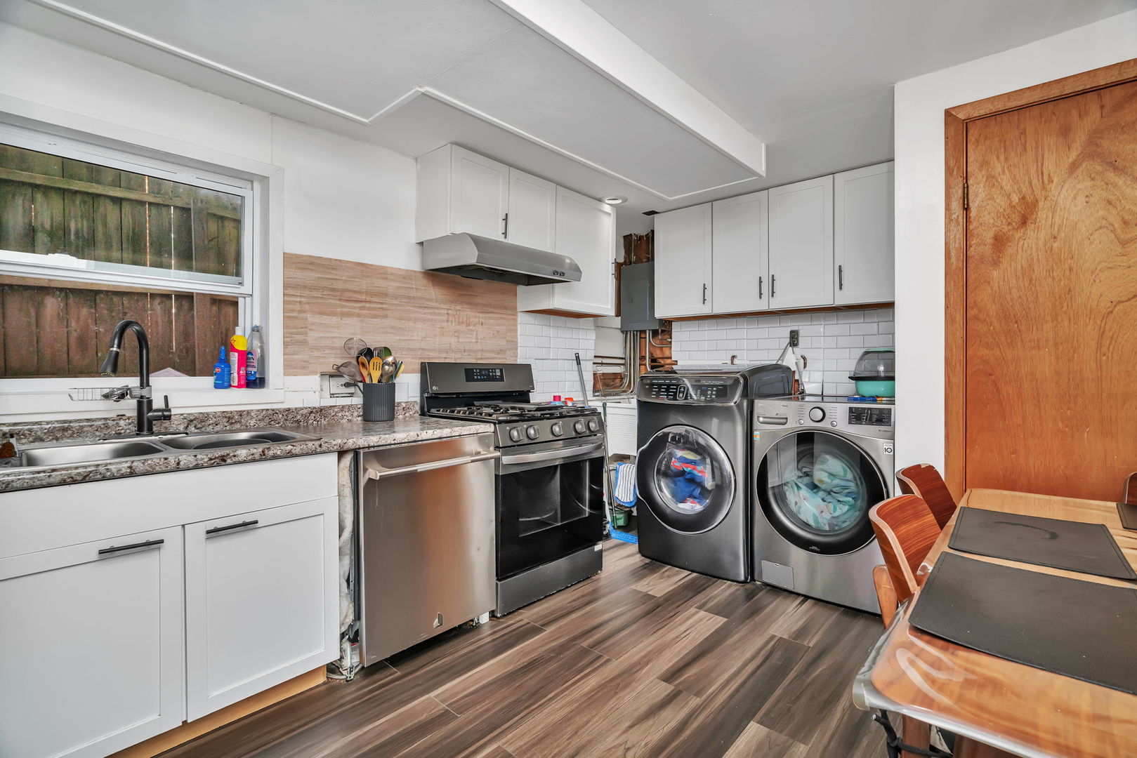 4217 Main Street, Downers Grove, IL 60515