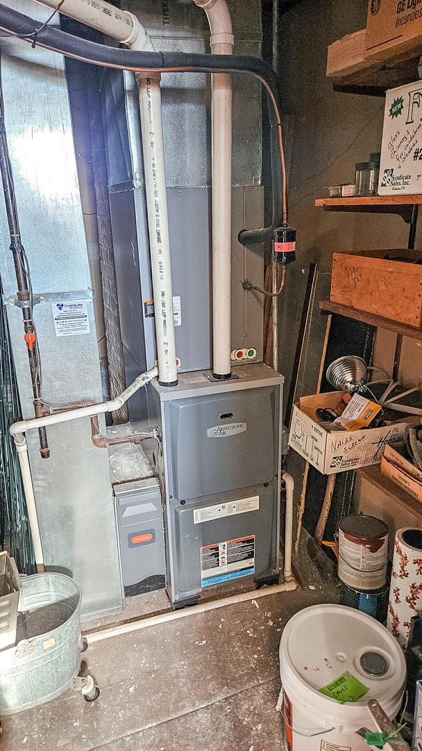 147 S US Highway 45, Grayslake, IL 60030