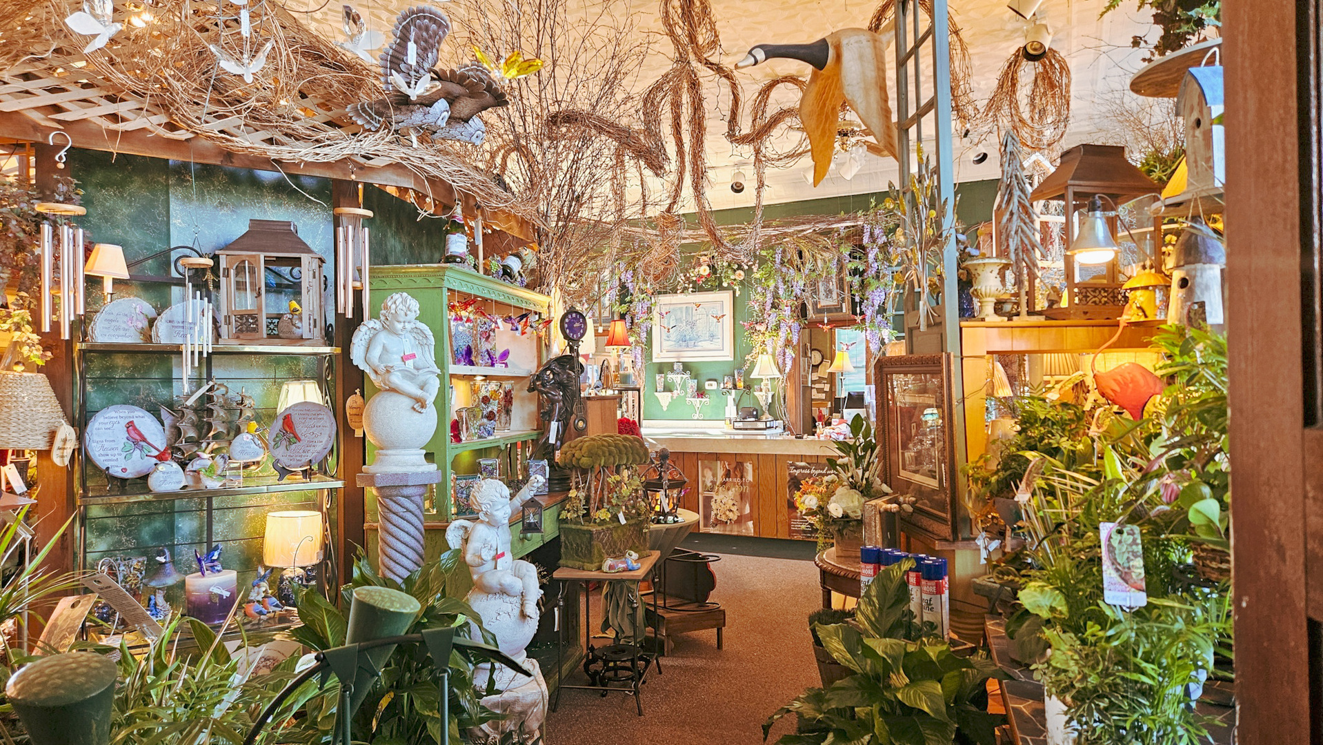 147 S US Highway 45, Grayslake, IL 60030