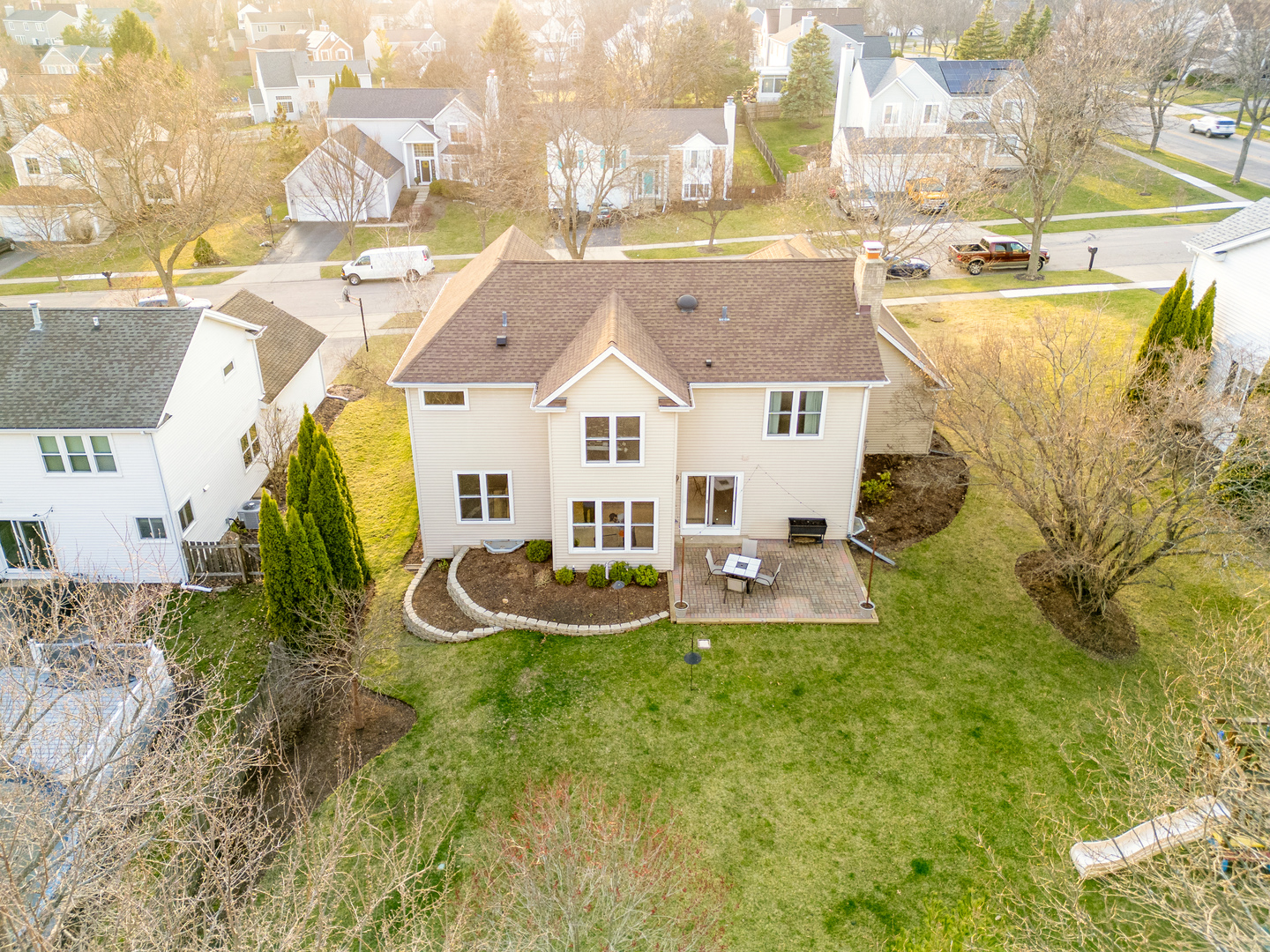 311 Briarwood Lane, Algonquin, IL 60102