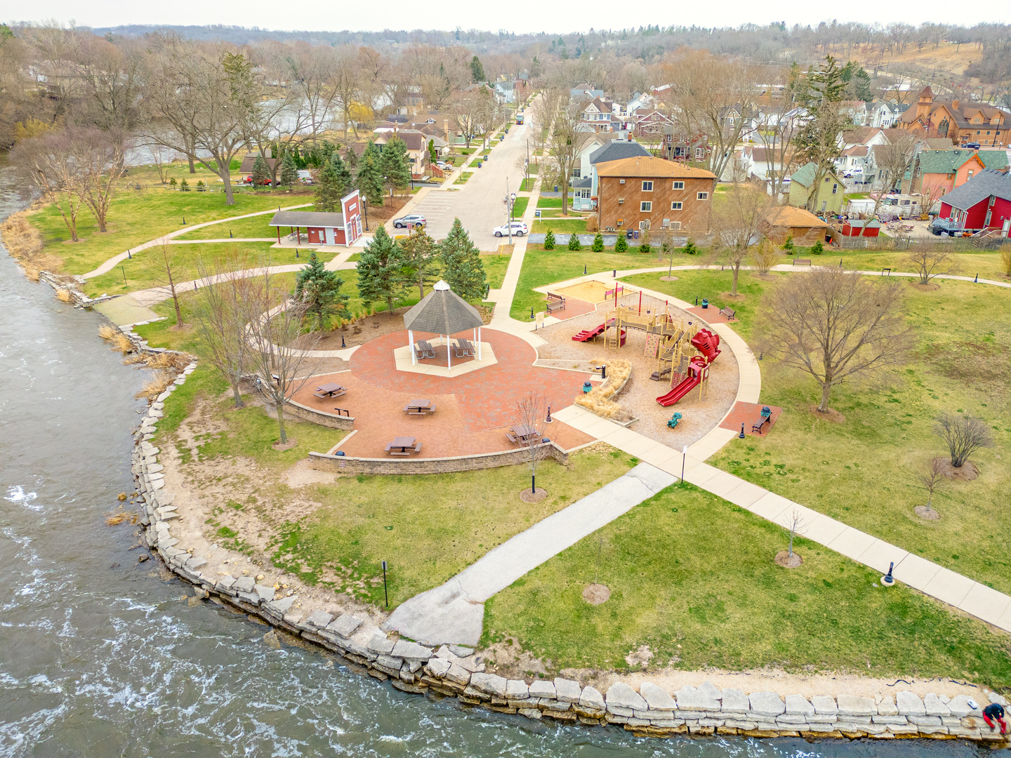 311 Briarwood Lane, Algonquin, IL 60102