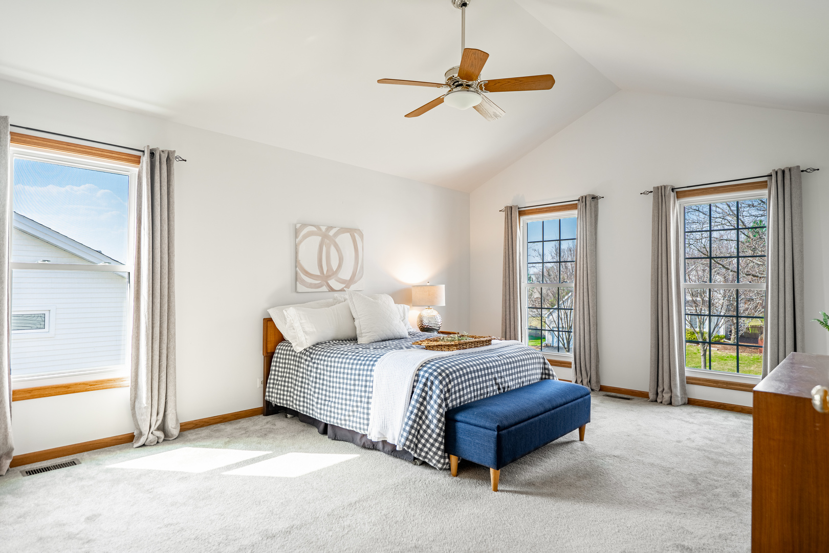 311 Briarwood Lane, Algonquin, IL 60102