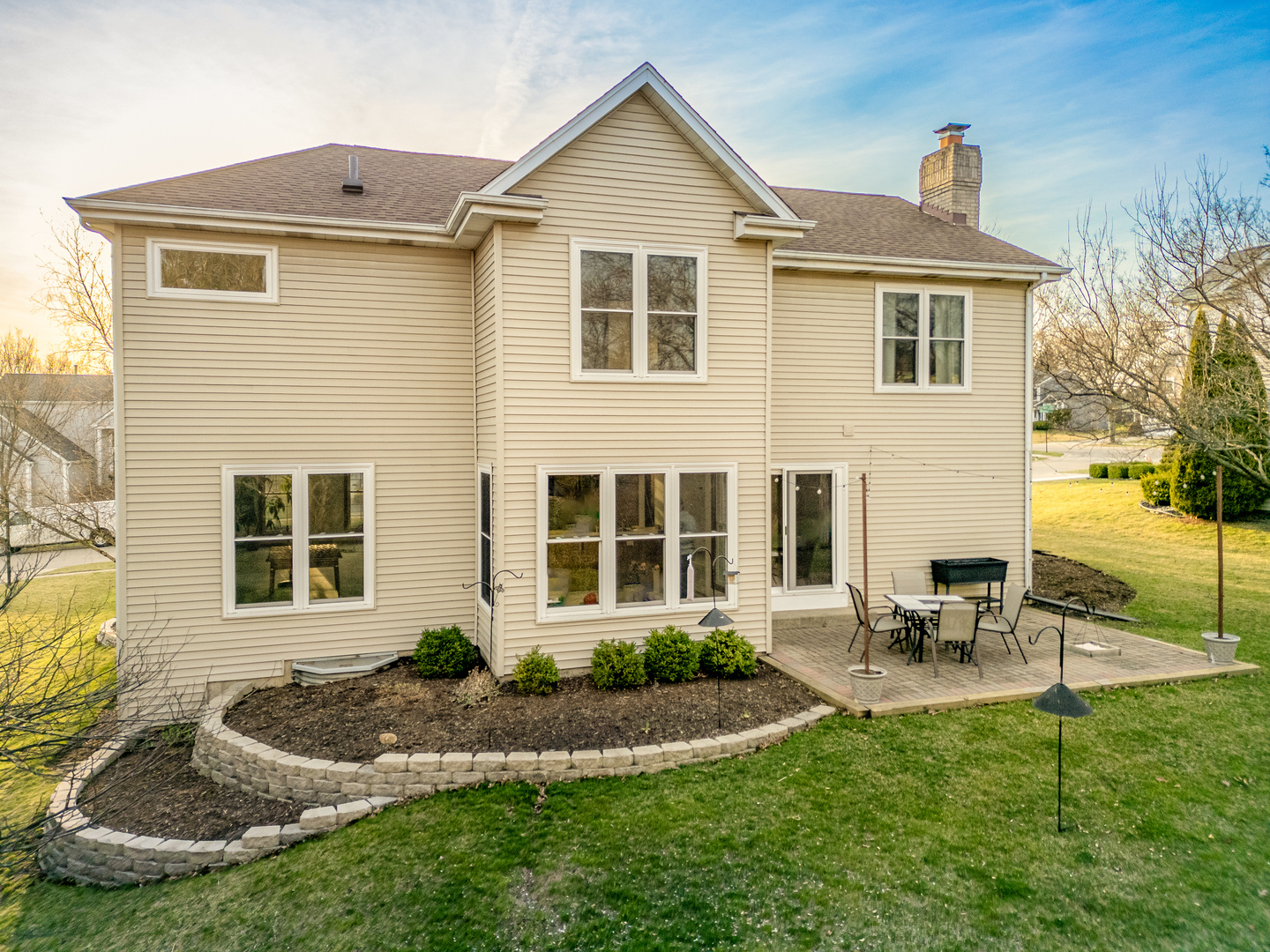 311 Briarwood Lane, Algonquin, IL 60102