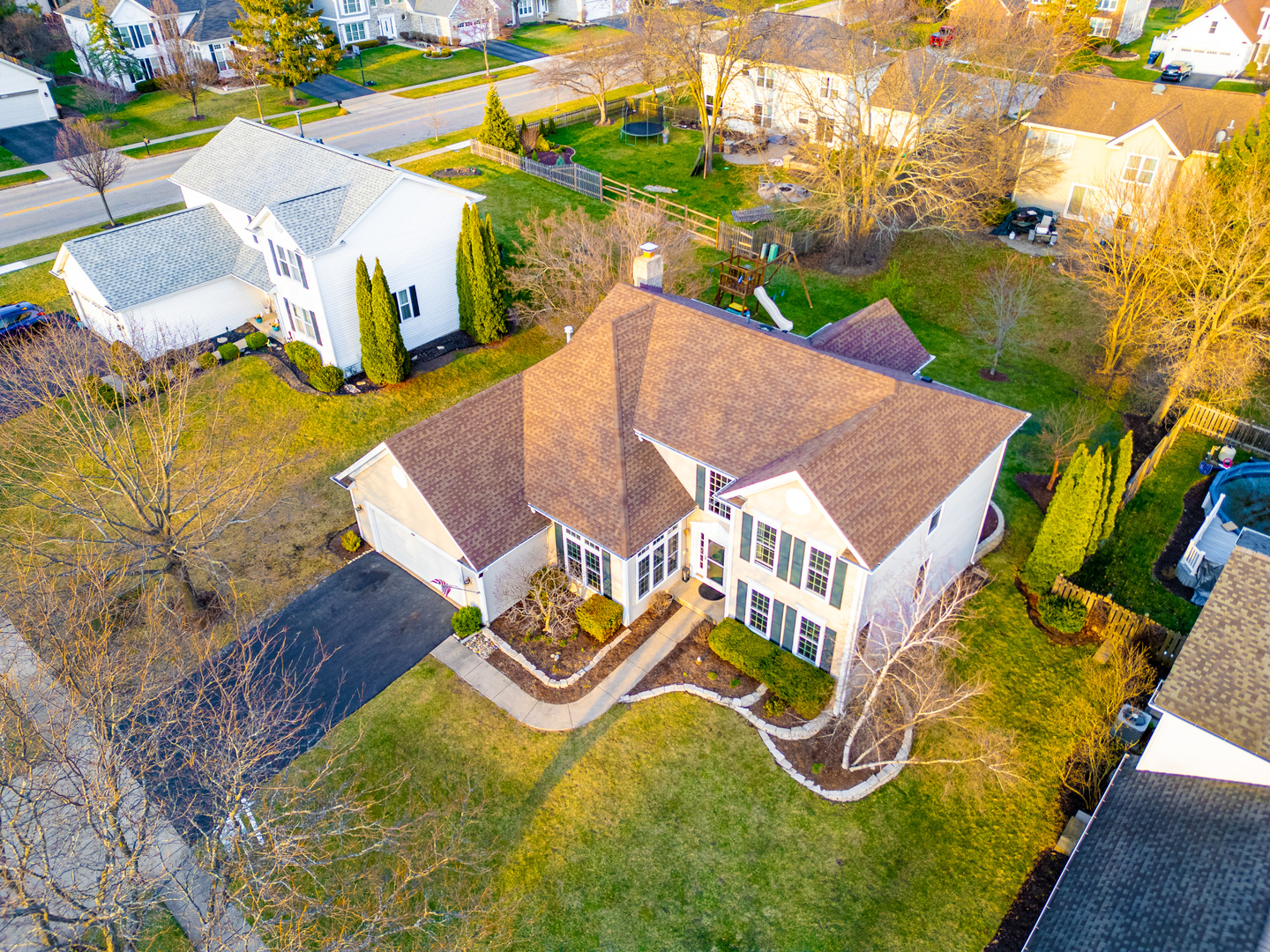 311 Briarwood Lane, Algonquin, IL 60102