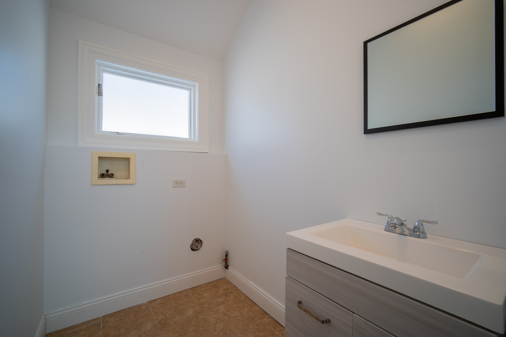 4137 Clinton Avenue, Stickney, IL 60402