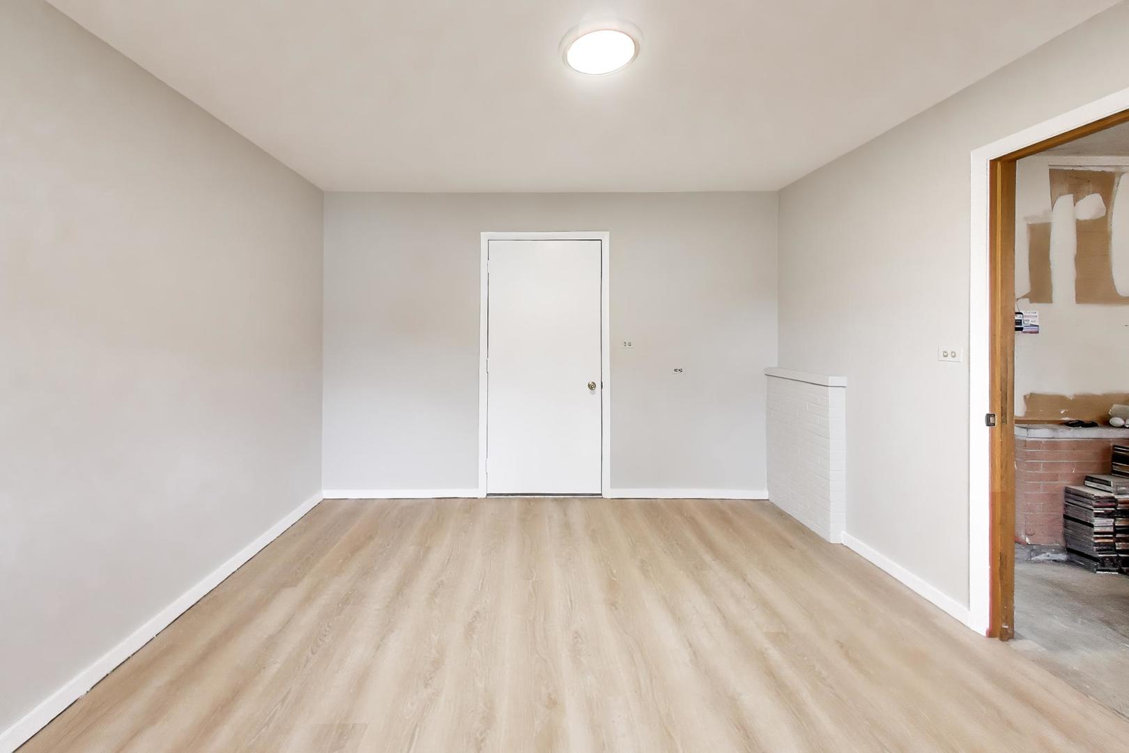 260 Mohave Street, Hoffman Estates, IL 60169