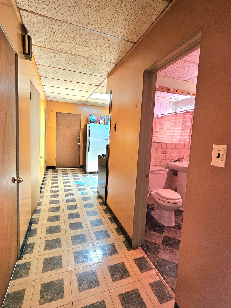 1515 S 57th Court, Cicero, IL 60804