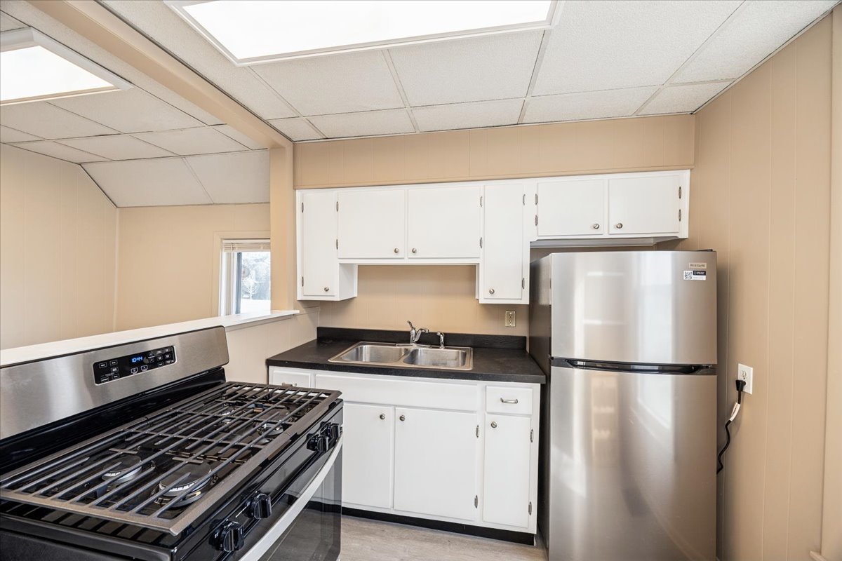 9011 Sheridan Avenue, Brookfield, IL 60513