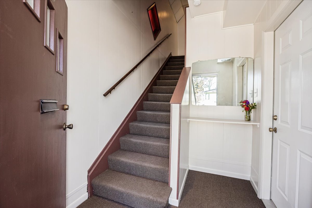 9011 Sheridan Avenue, Brookfield, IL 60513