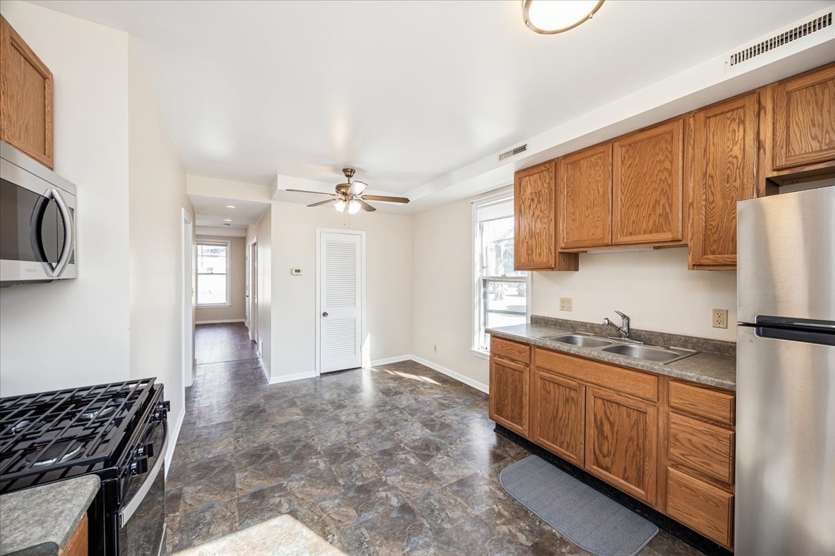 9011 Sheridan Avenue, Brookfield, IL 60513