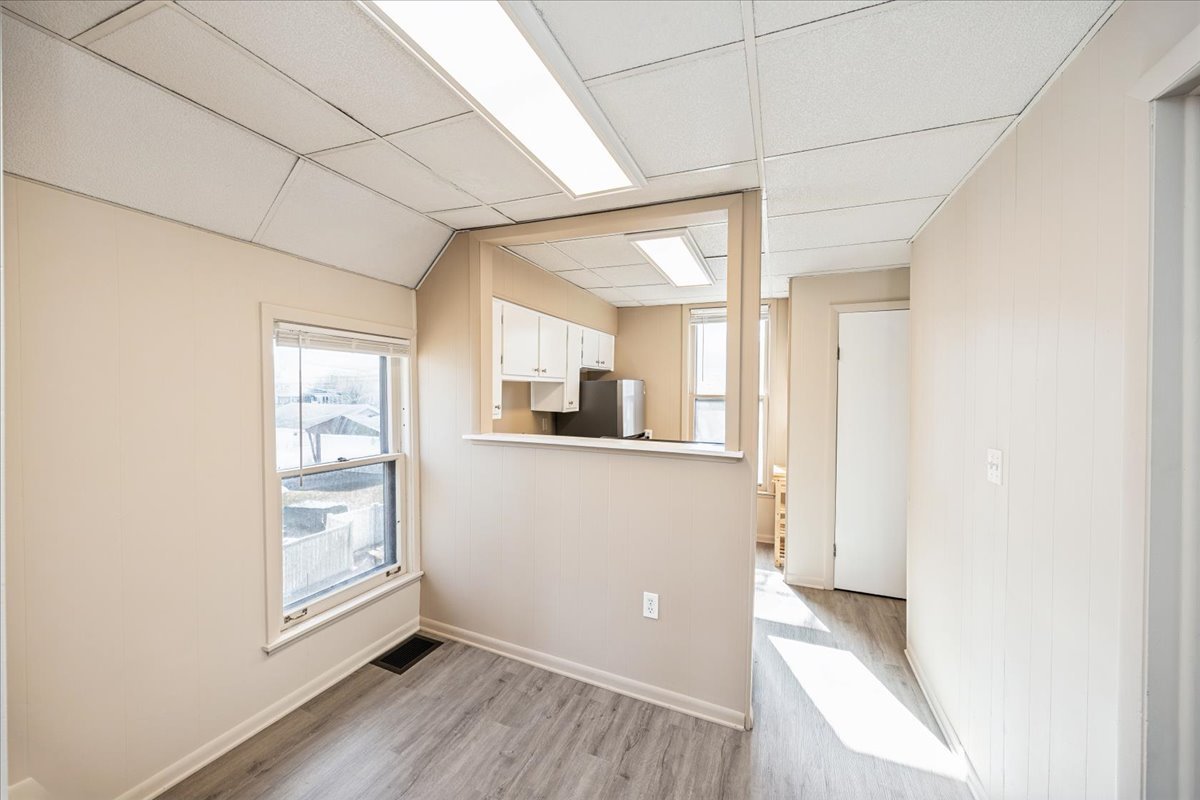 9011 Sheridan Avenue, Brookfield, IL 60513