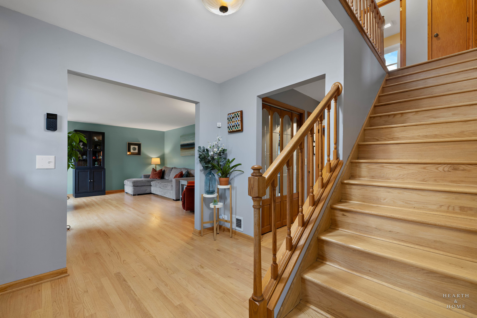 913 N FRANKLIN Avenue, Palatine, IL 60067