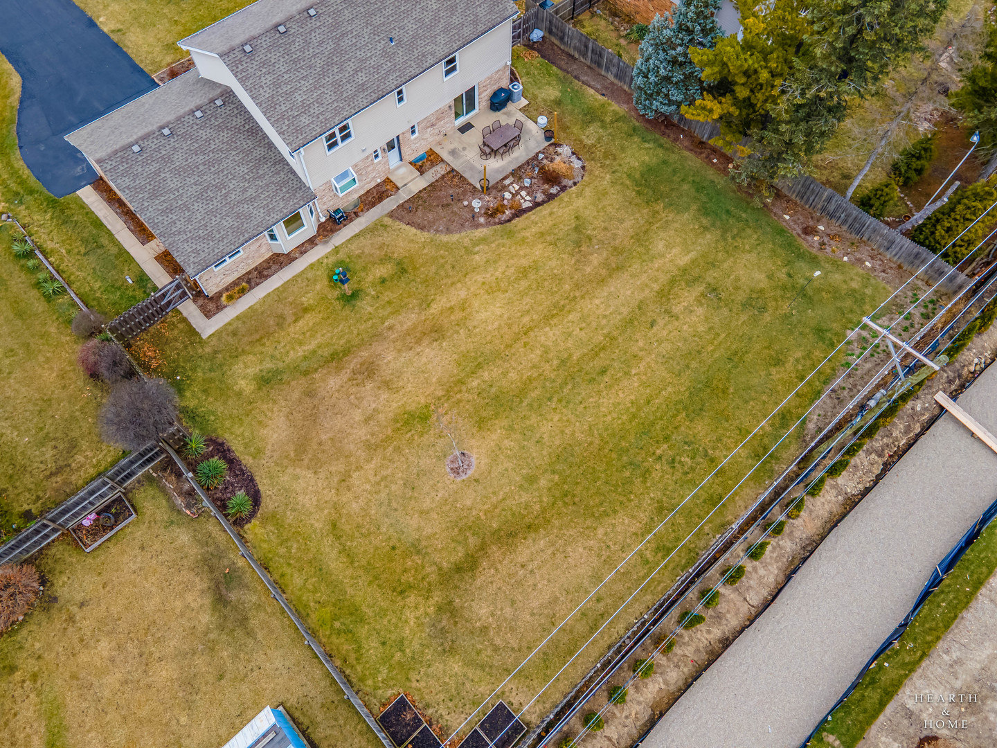 913 N FRANKLIN Avenue, Palatine, IL 60067