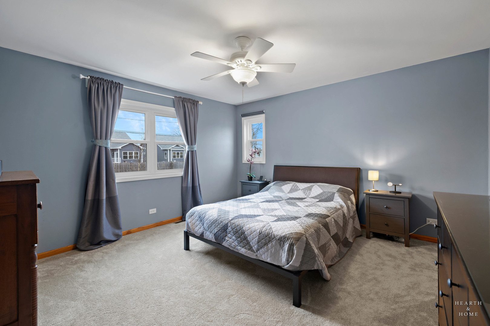 913 N FRANKLIN Avenue, Palatine, IL 60067