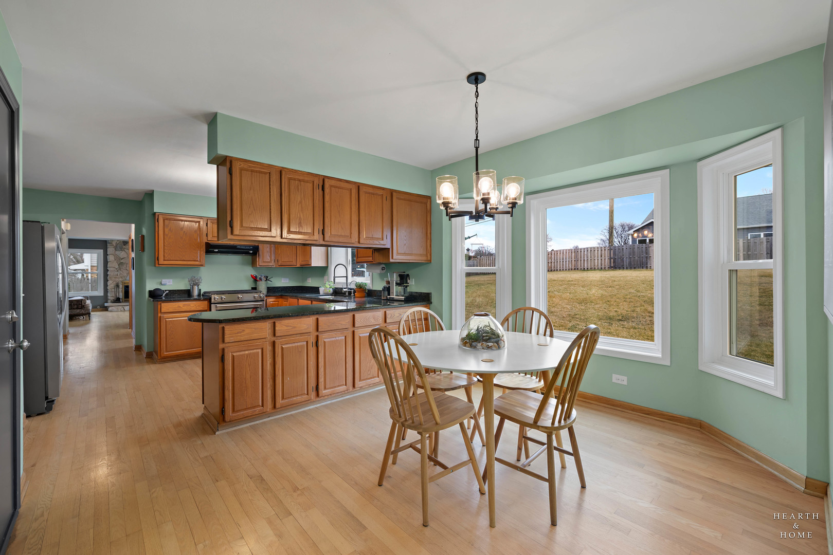 913 N FRANKLIN Avenue, Palatine, IL 60067