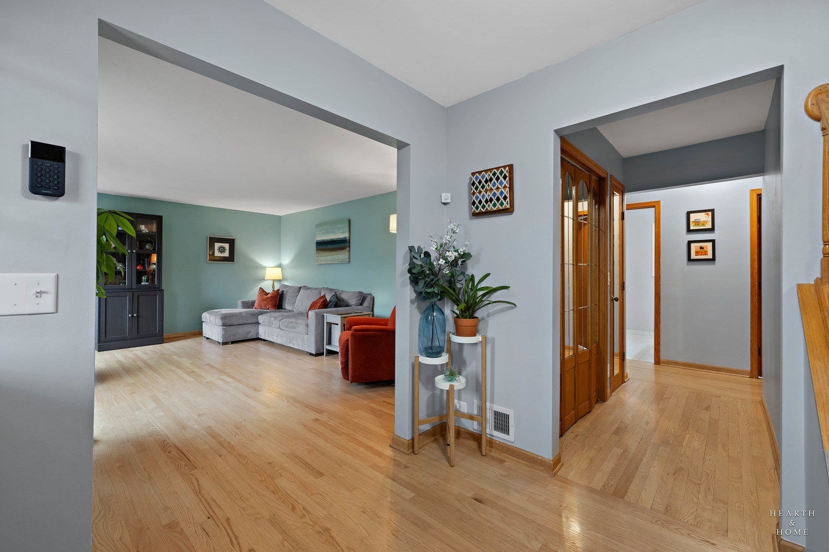 913 N FRANKLIN Avenue, Palatine, IL 60067