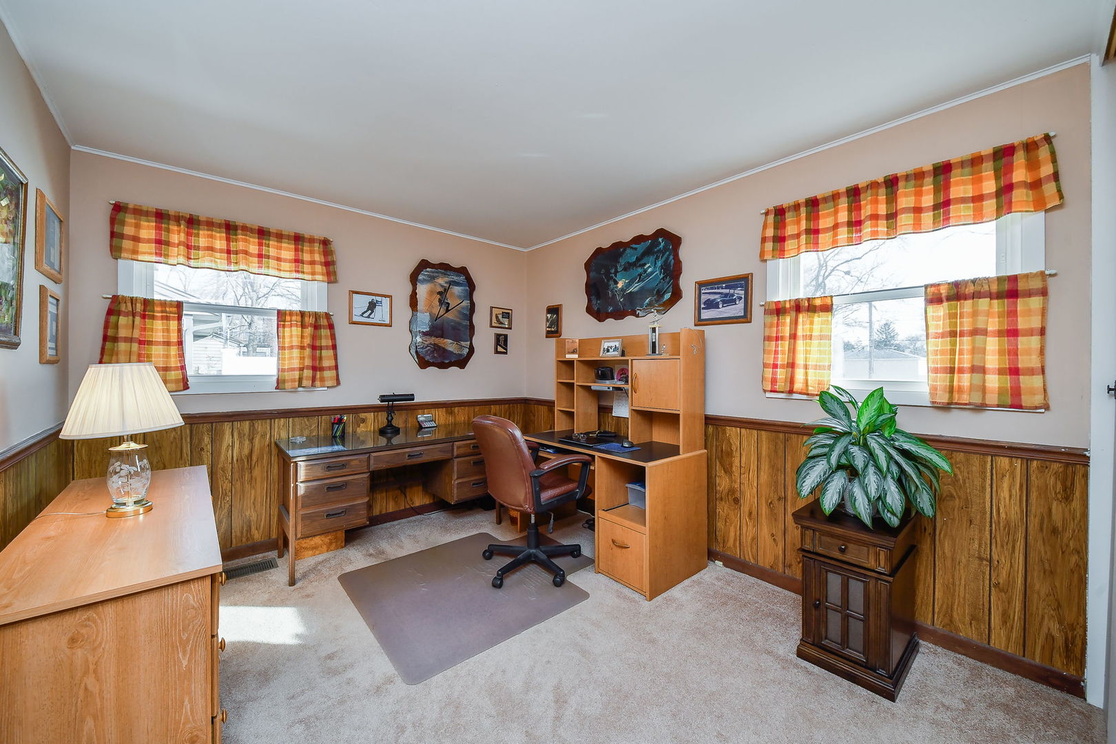 2302 Flicker Lane, Rolling Meadows, IL 60008