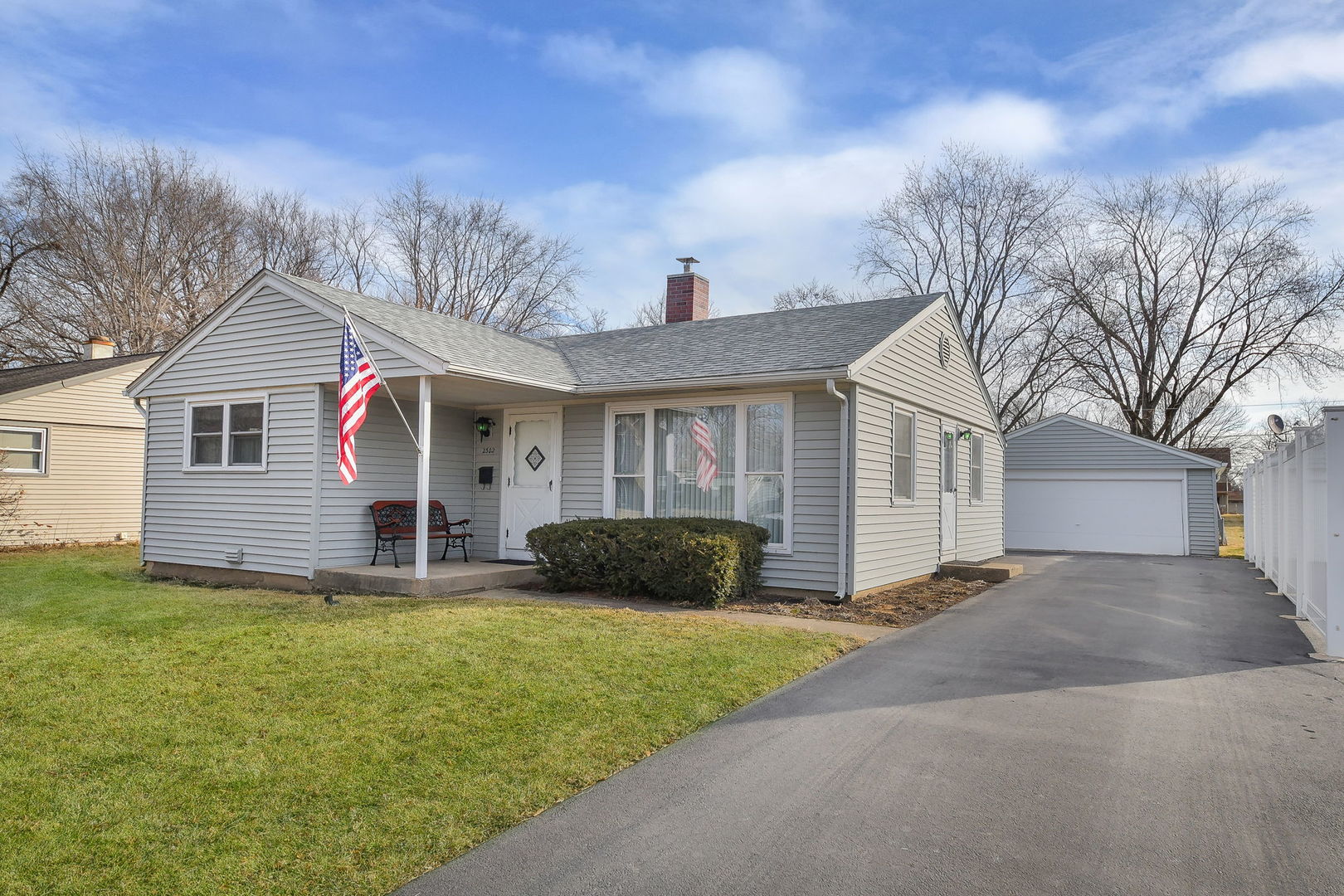 2302 Flicker Lane, Rolling Meadows, IL 60008