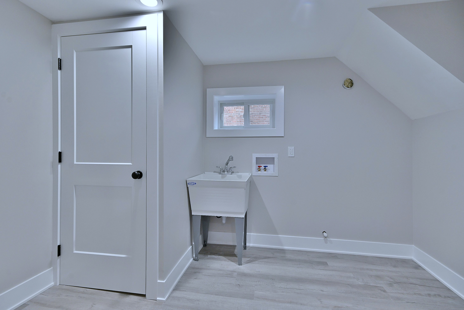 8834 S Albany Avenue, Evergreen Park, IL 60805