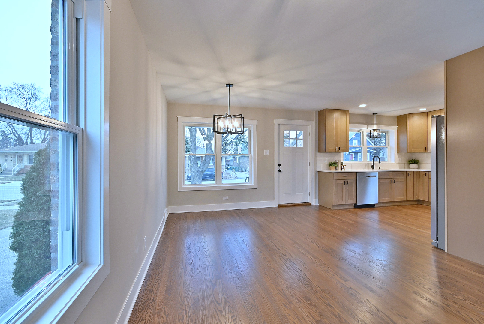 8834 S Albany Avenue, Evergreen Park, IL 60805