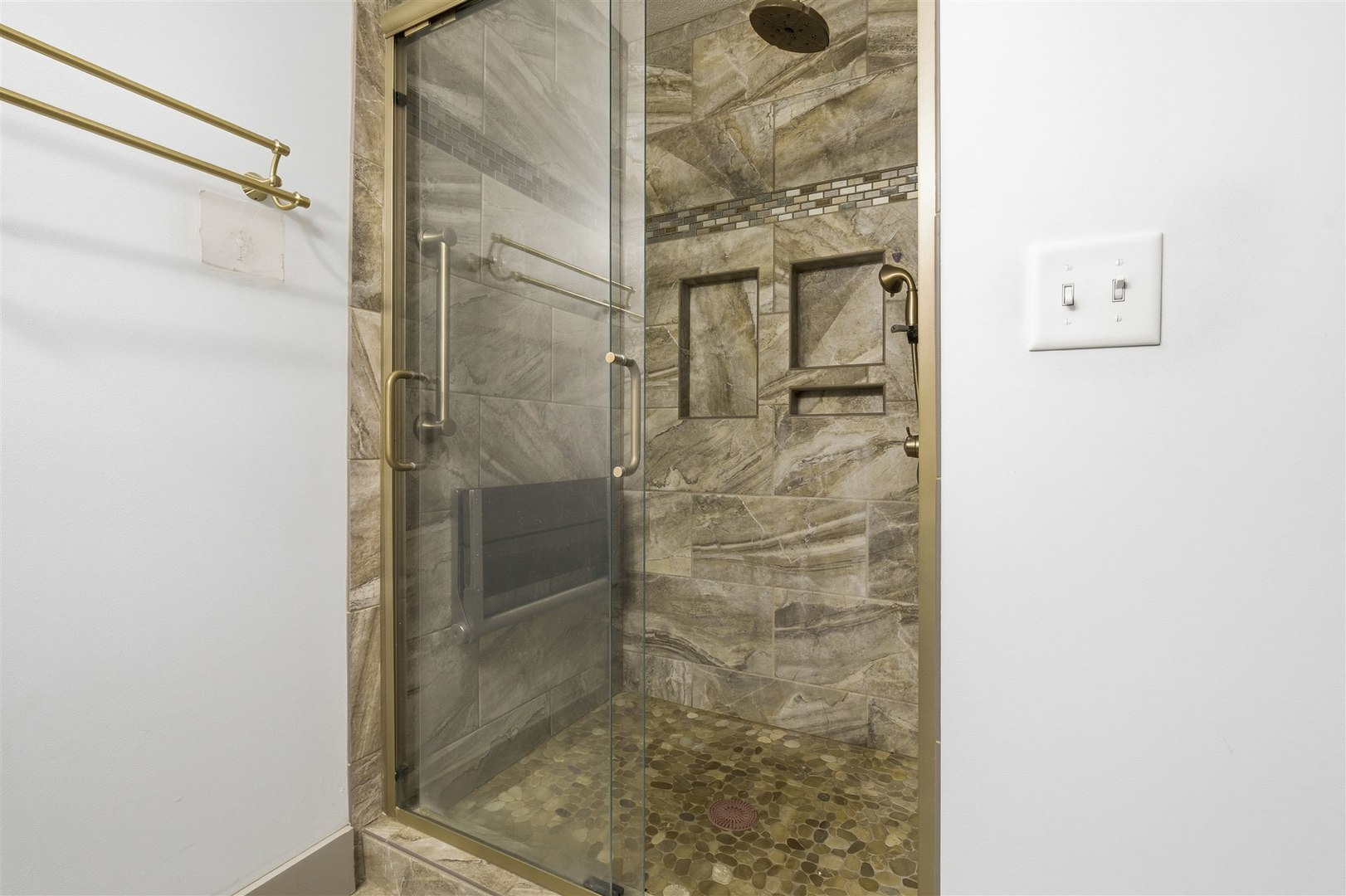 921 W Wood Street, Bloomington, IL 61701